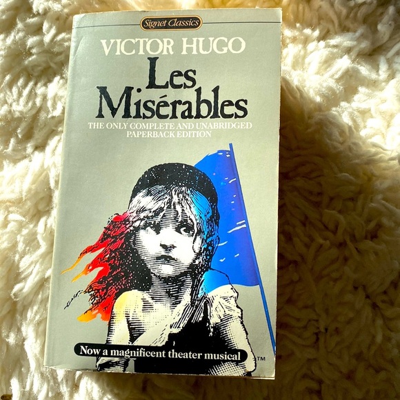 SIGNET CLASSICS Other - LES MISERABLES By VICTOR HUGO  BOOK Complete Unabridged Paperback Editio…